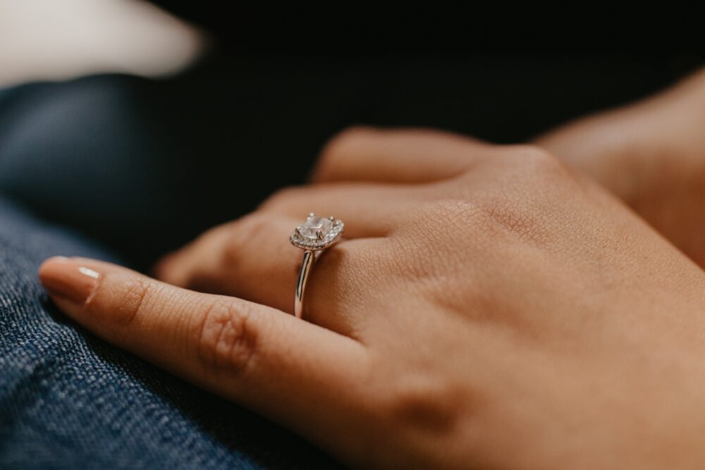 Diamond For Her Engagement Ring